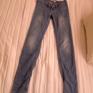 Bundle of 2 Y2K Hollister jeans